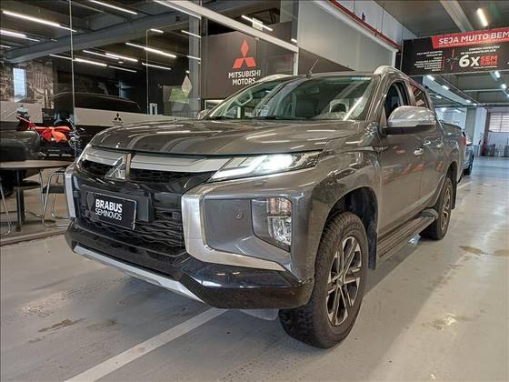 MITSUBISHI L200 TRITON 2.4 16V TURBO DIESEL SPORT HPE-S CD 4P 4X4 AUTOMÁTICO